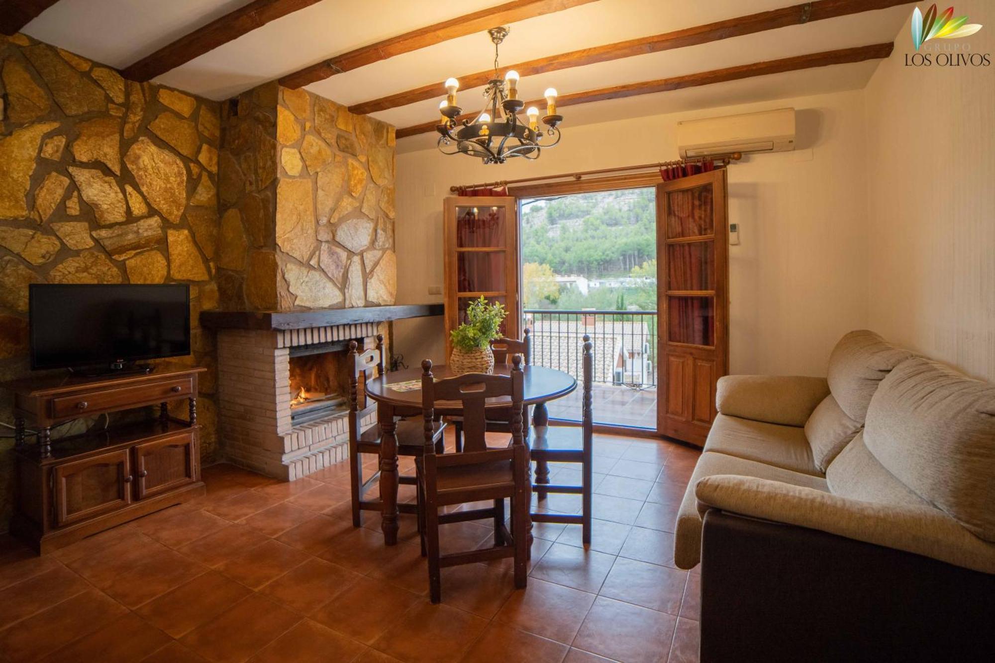 Apartamentos Los Olivos Алкала дел Хукар Екстериор снимка